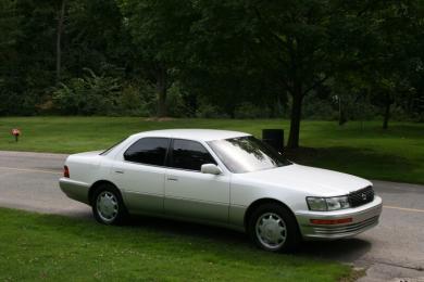 A vehicle Terra2 imported from Japan